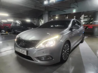 Hyundai Grandeur