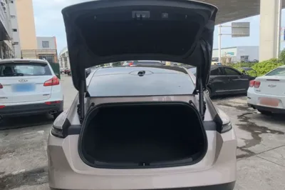 Nio ET5