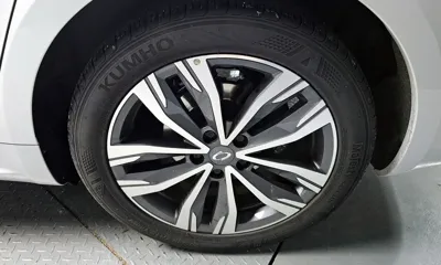 Renault-KoreaSamsung SM6
