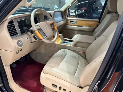 Lincoln Navigator