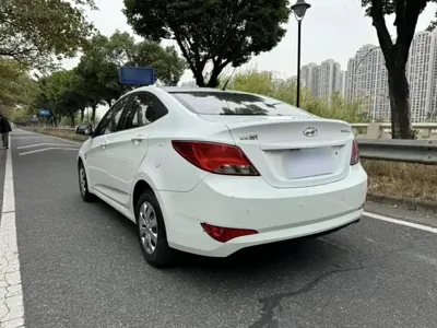 Hyundai Verna