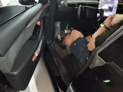 Tesla Model Y L