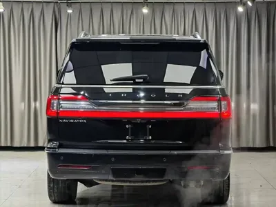 Lincoln Navigator