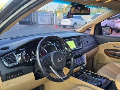Kia Canival