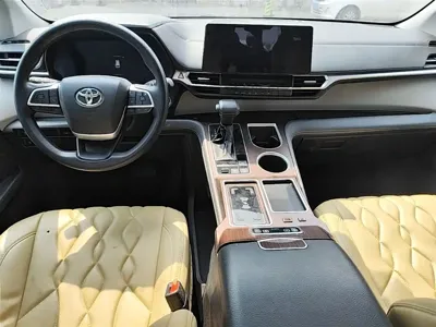 Toyota Granvia