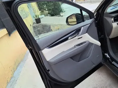 Cadillac XT6