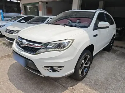 BYD S7