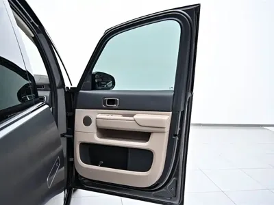 Li Auto Li MEGA