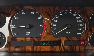 Jaguar XJ-6