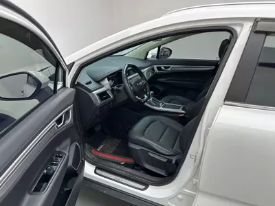 Geely Emgrand GS