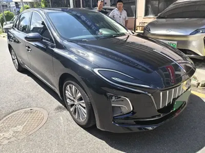 Hongqi Hongqi E-QM5
