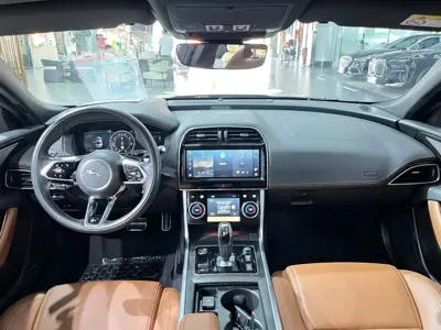 Jaguar XEL