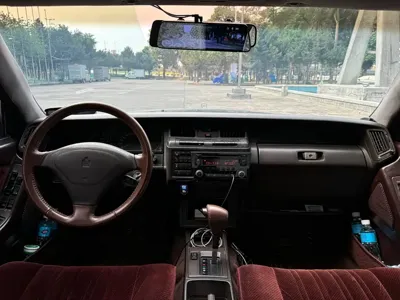 Toyota Crown (Import)