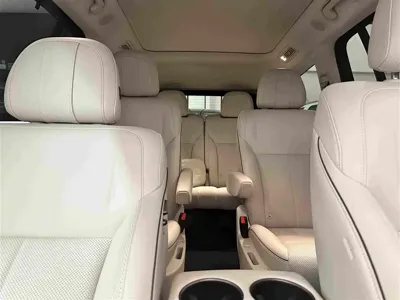 Li Auto 理想i8