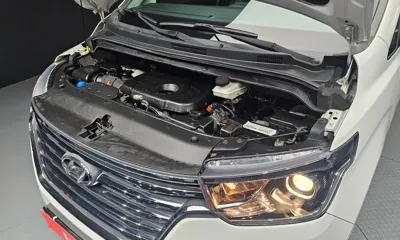 Hyundai Starex