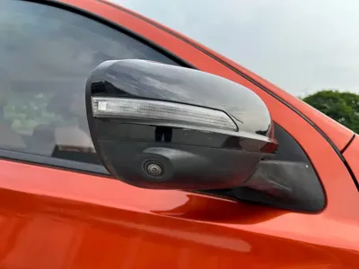 Venucia T70