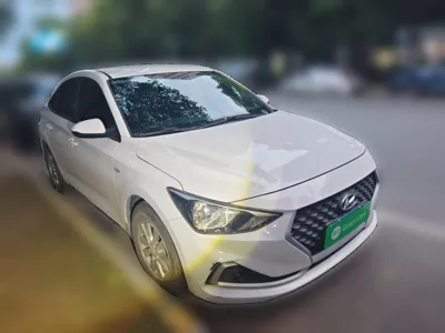 Hyundai Celesta
