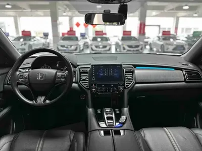 Honda UR-V