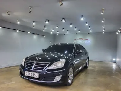 Hyundai Equus
