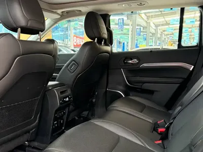 Jeep Grand Commander