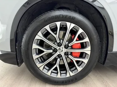 Nio EC6
