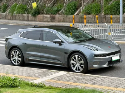 Zeekr 001