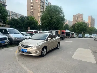 Hyundai Verna