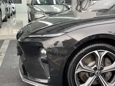 Nio ET5T