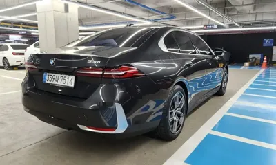 BMW 5-Series