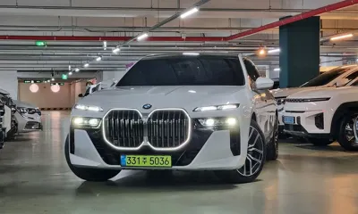 BMW 7-Series