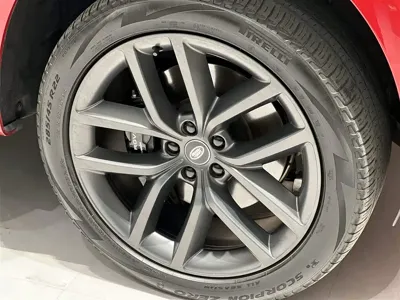 Land Rover Sport