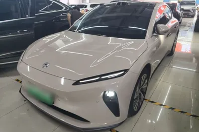Nio ET5