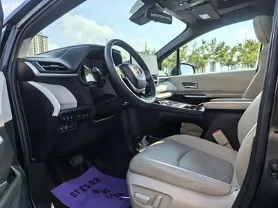 Toyota Granvia