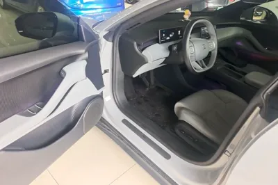 Nio ET5