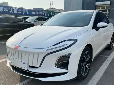 Hongqi Hongqi E-QM5