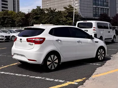 Kia K2
