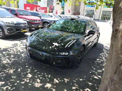 Zeekr 001