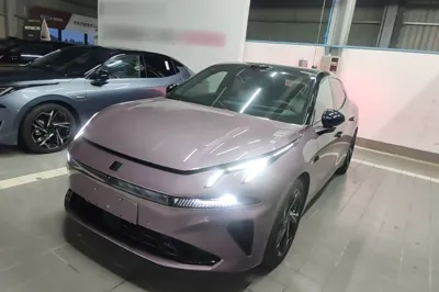 Lynk & Co 07