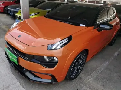 Lynk & Co 02 Hatchback