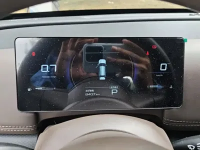 Wuling Xingguang 560