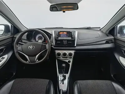 Toyota Yaris L
