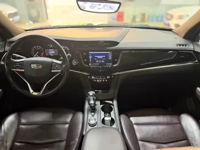 Cadillac XT6