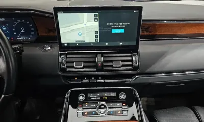 Lincoln Navigator