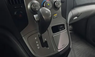 Hyundai Starex