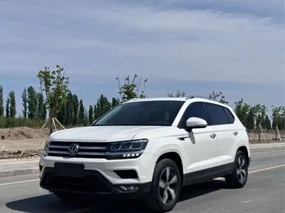 Volkswagen Tharu