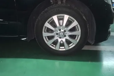 Mercedes-Benz R-Class