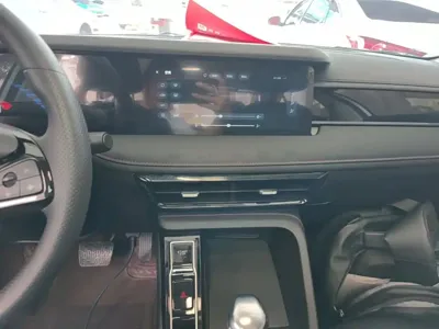 Roewe i5