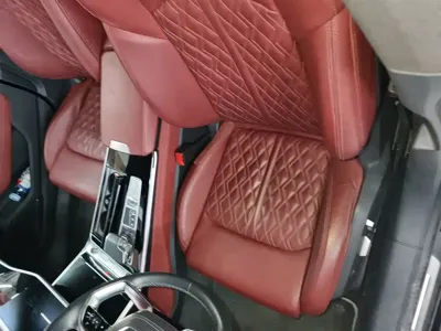Audi A7L