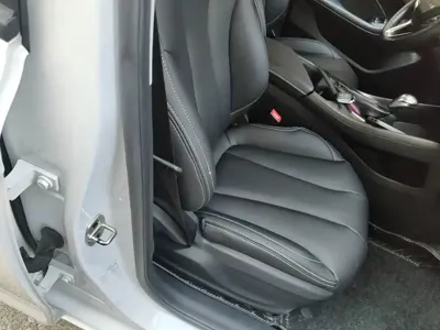 Roewe i5