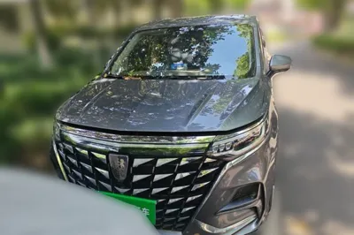 Roewe iMAX8